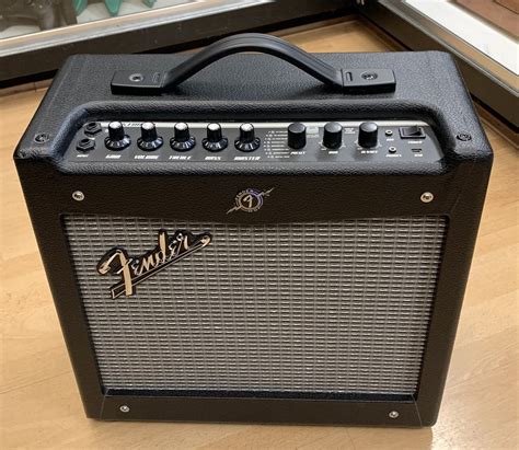 fender mustang 1 v2 review.